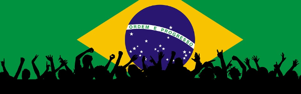 알트태그-축구에 열광하는 브라질 국민들의 모습입니다.