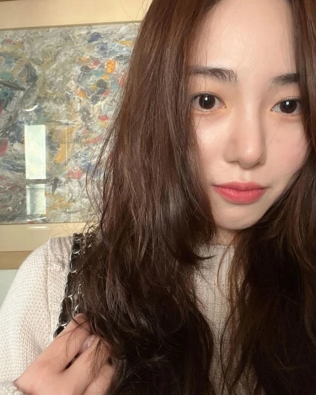  "채팅만 하면 30만원" AOA 출신 권민아, 오히려 채팅 알바로 1500만원 뜯겨...사기 협박 당해