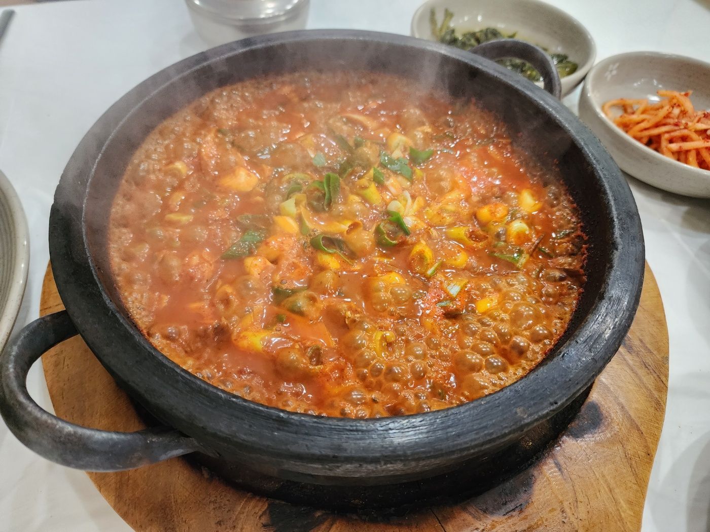 사천 봄내 멸치 쌈밥
