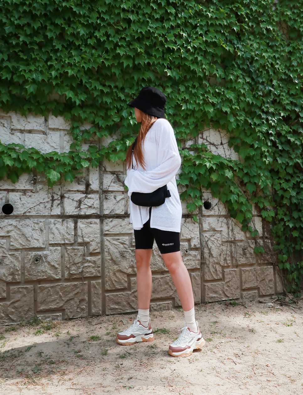 시크릿 운동화로 레깅스 코디! 디스커버리 버킷디워커 V2 COOL, 여성 11