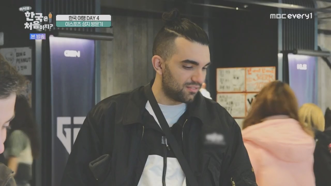 어서와~ 한국은 처음이지.E292.230421p.H264-F1RST.mp4_20230421_203645.589.jpg