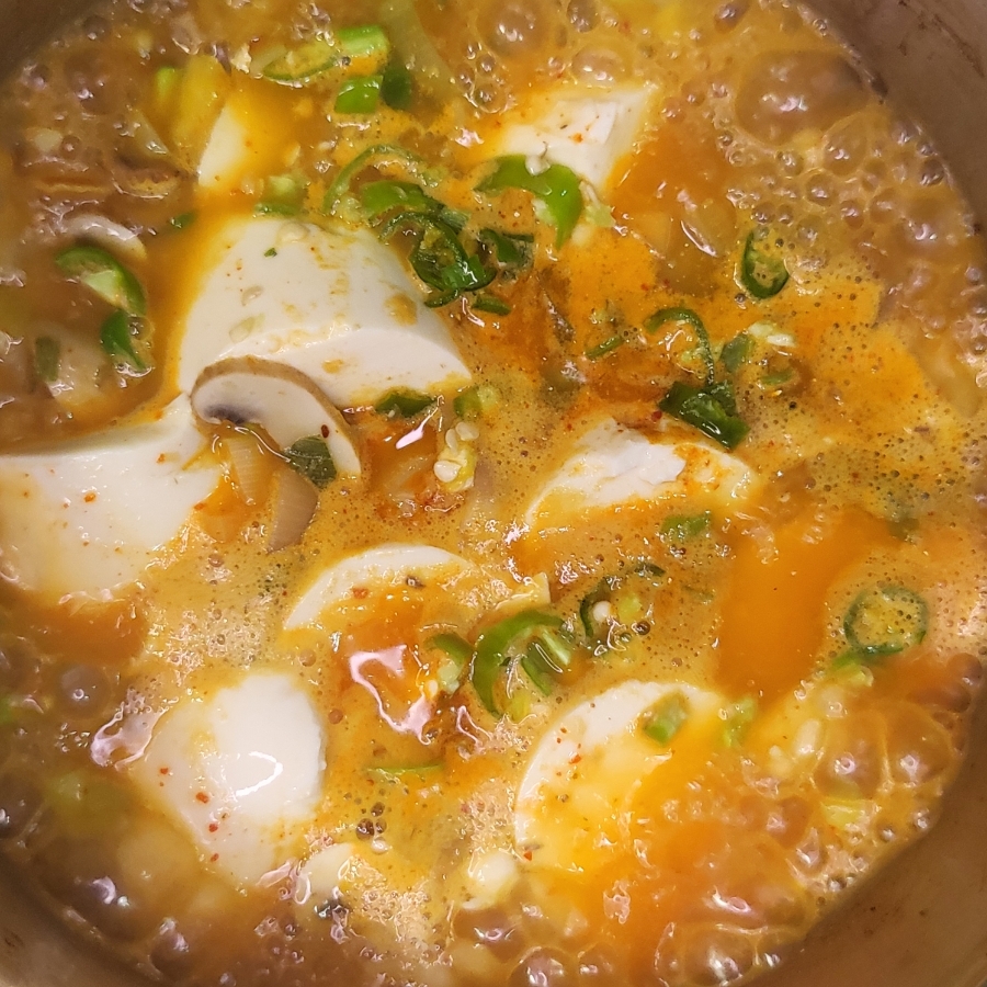  요리 초보 아내의 레시피 18탄 - 해물순두부찌개 소개와 레시피