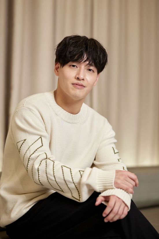 강하늘