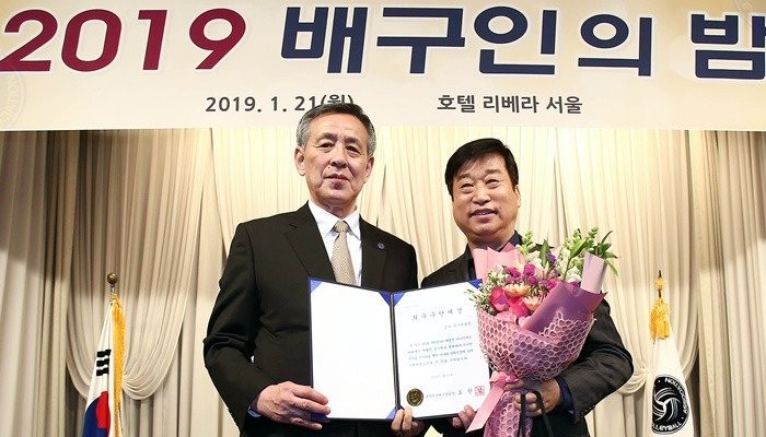  박철우 이상열 폭행, 감독이 사주하고 코치가 폭행했나?(협회는 자랑스런 배구인 상 시상)