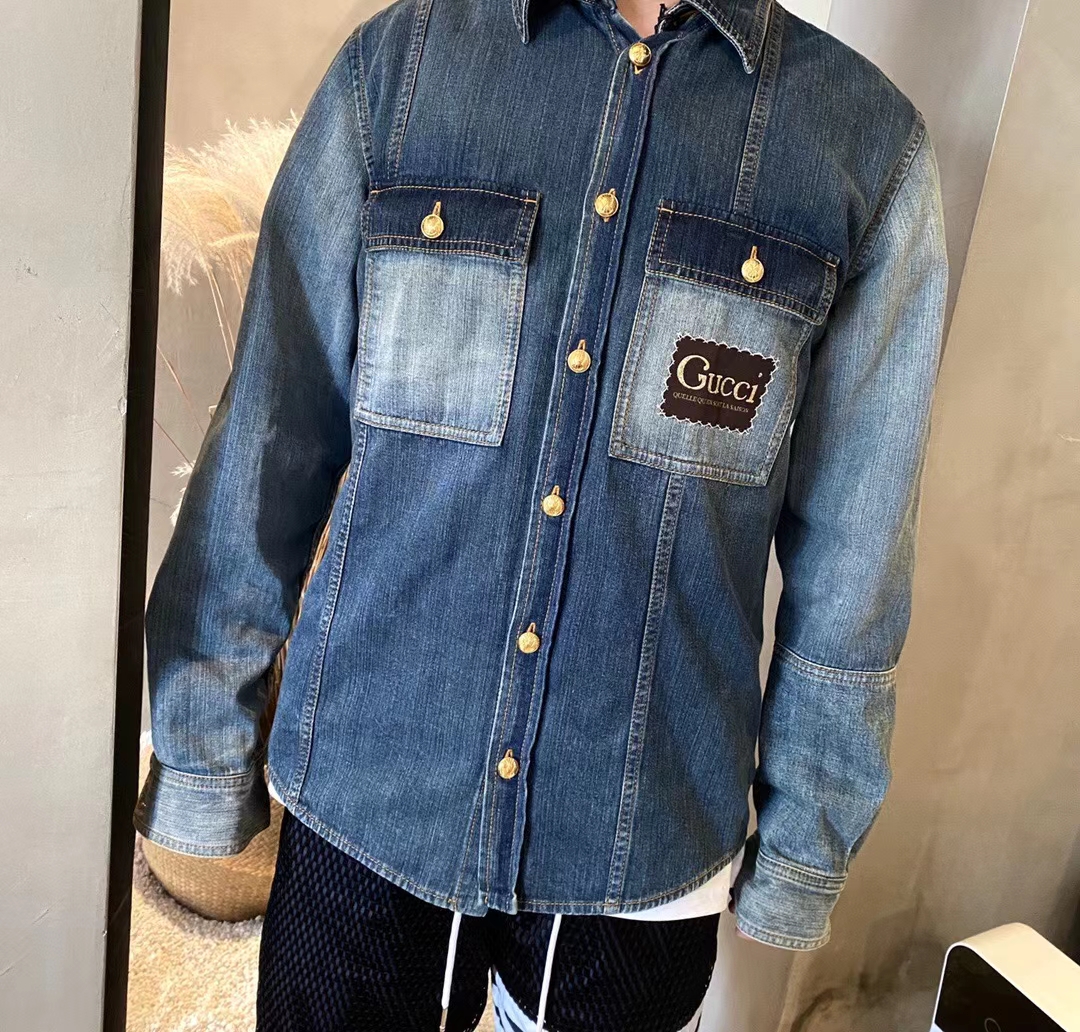  [GUCCI] 구찌 라벨 패치워크 이펙트 디테일 데님 셔츠 623229 XDA8K 4447