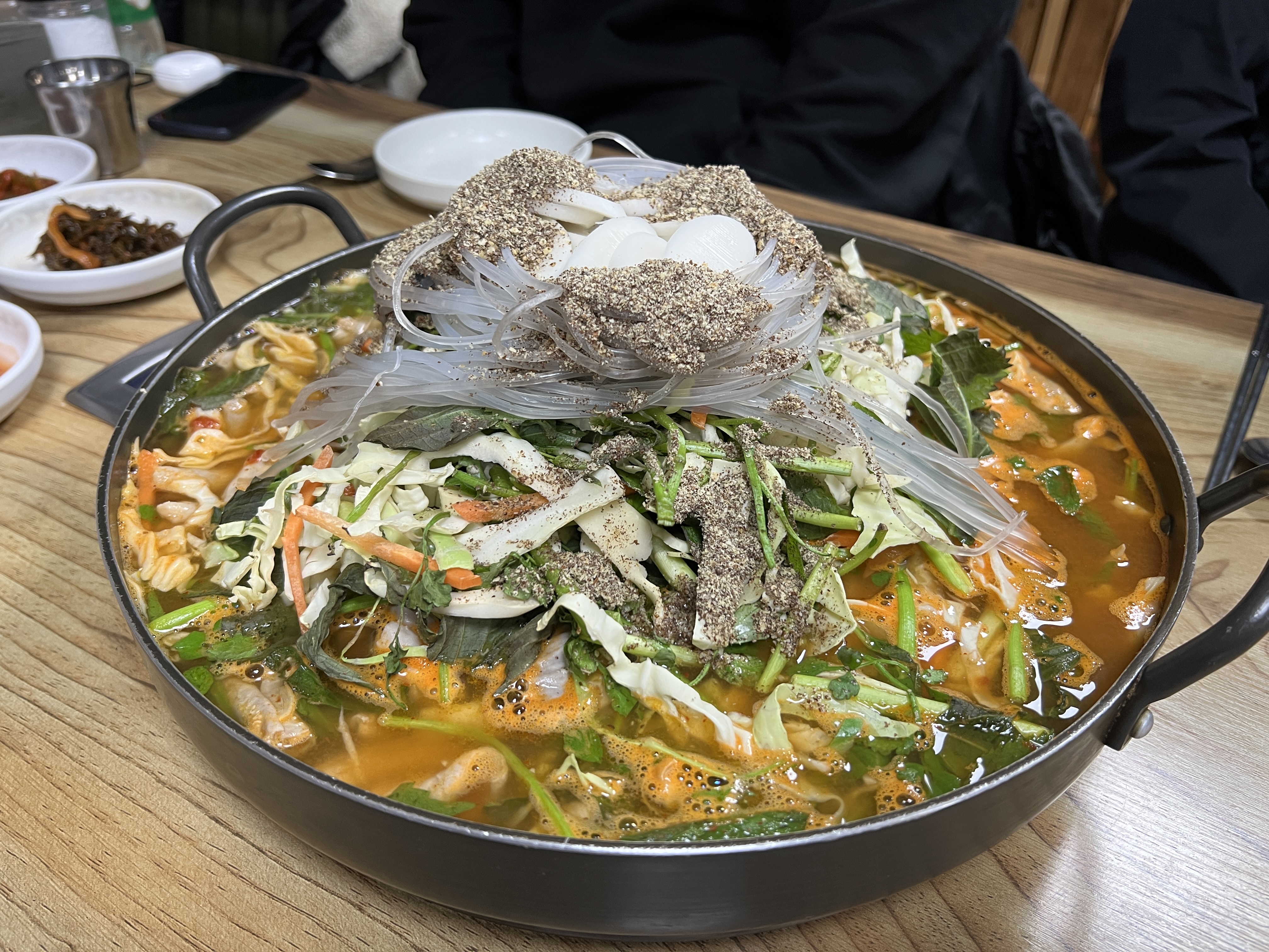 돼지야채곱창전골