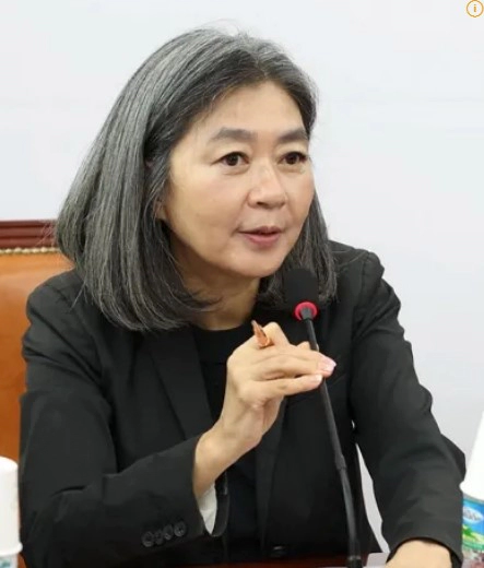 김행 프로필