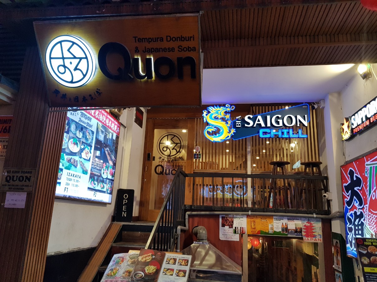 호치민 1군 레탄톤 일본인 거리 일식집 Quon - 텐동&#44; 소바 전문점