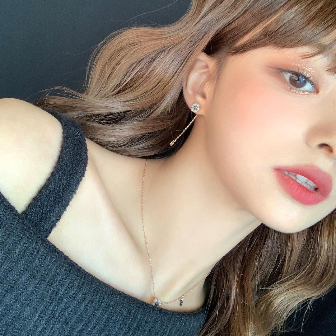 프로미스나인 이나경 부캐 지니 인스타그램 셀카 사진들 모음