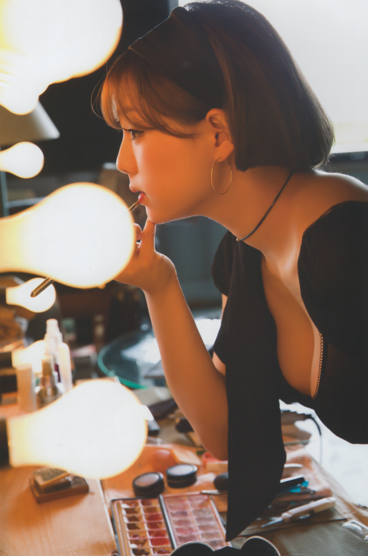 cool Japanese glamour Ai Shinozaki