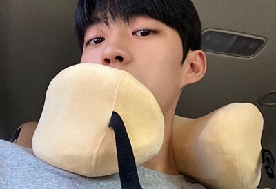 목베게를 한 백성철