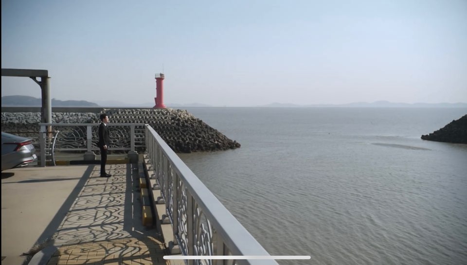 내 눈에 꼬투리