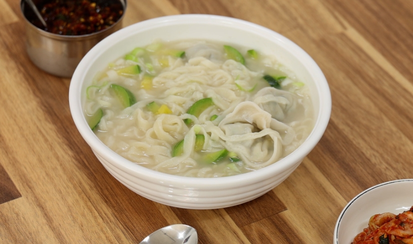 칼만둣국