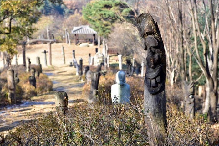 청주 구룡산 장승공원