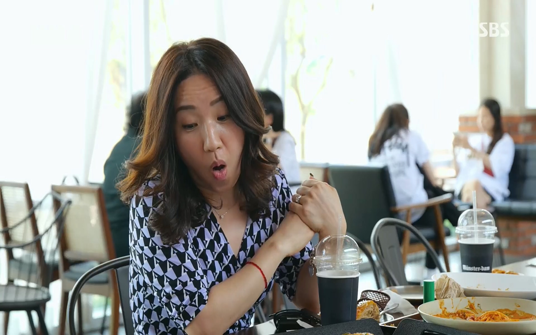 일요 특선 다큐멘터리.E283.220717p.H264-F1RST.mp4_20220718_202854.794.jpg