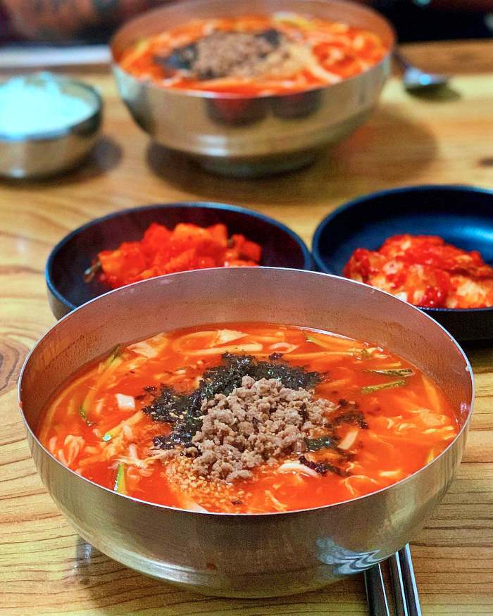 김창옥 전참시 윤두준 줄서는 칼국수집 장칼국수 강릉 맛집