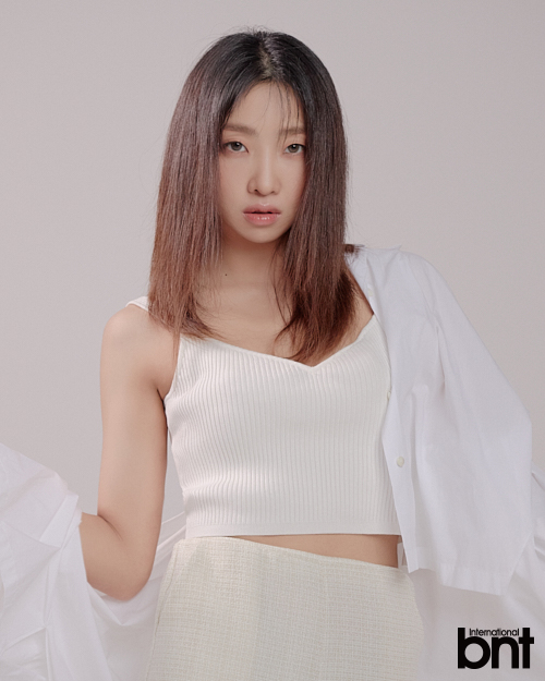  공민지! 이게 누구야...확 달라진 분위기 "몸매 관리 운동에 미쳐있었다" [화보]