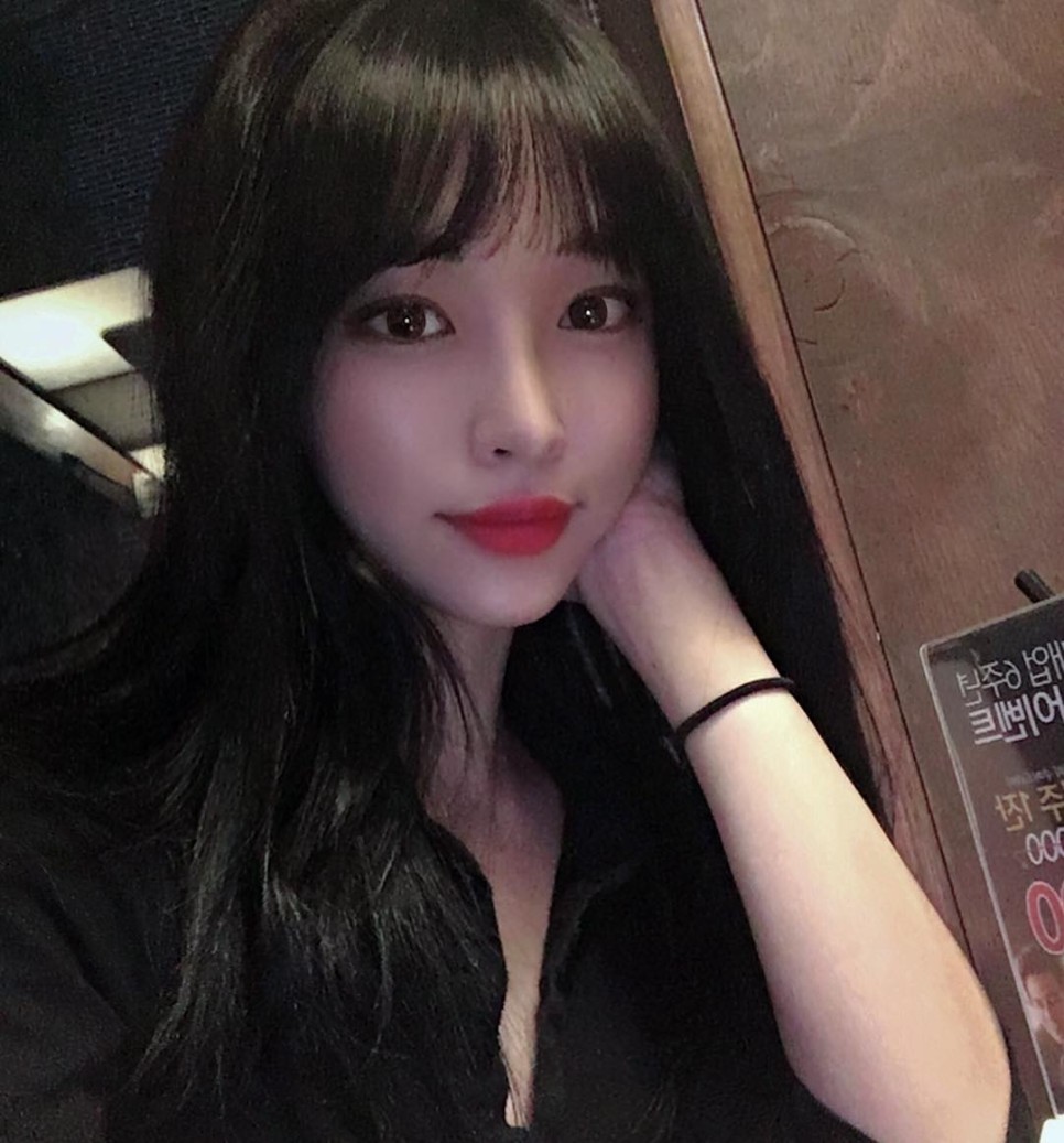  섹시큐티한 미모의 인스타 얼짱 인플루언서 러브