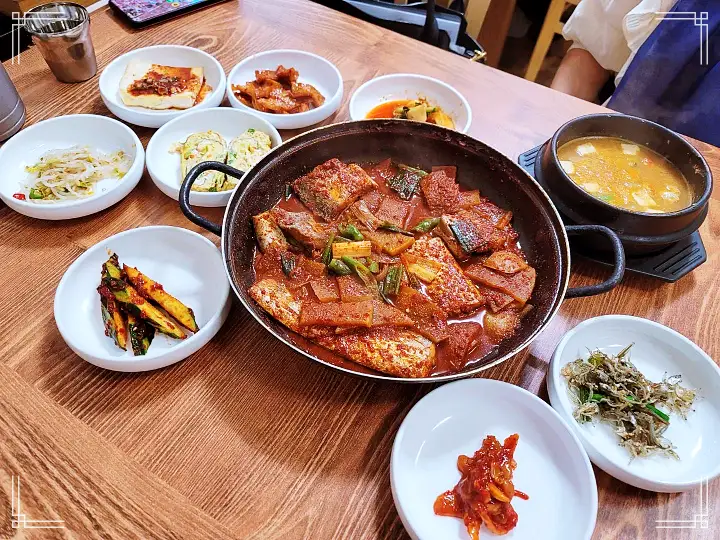 제209회 놀라운토요일 갈치 찌개 갈치조림 백반 대식가 김태우 테이 추천 놀토 영등포 전통시장 맛집 소개