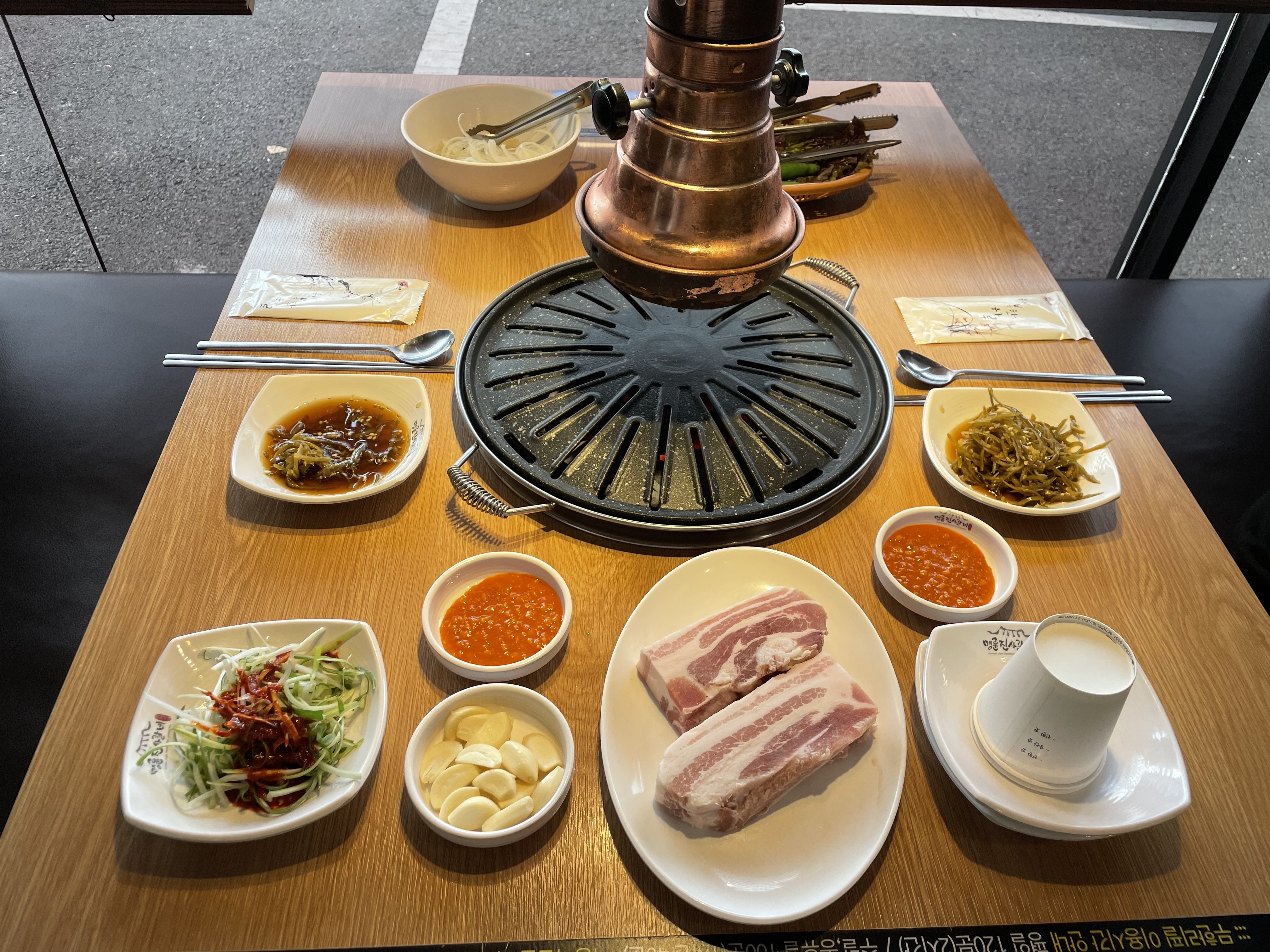  돼지갈비는 물론이고 삼겹살까지 무한리필로 주는 "명륜진사갈비" 양산 북정점