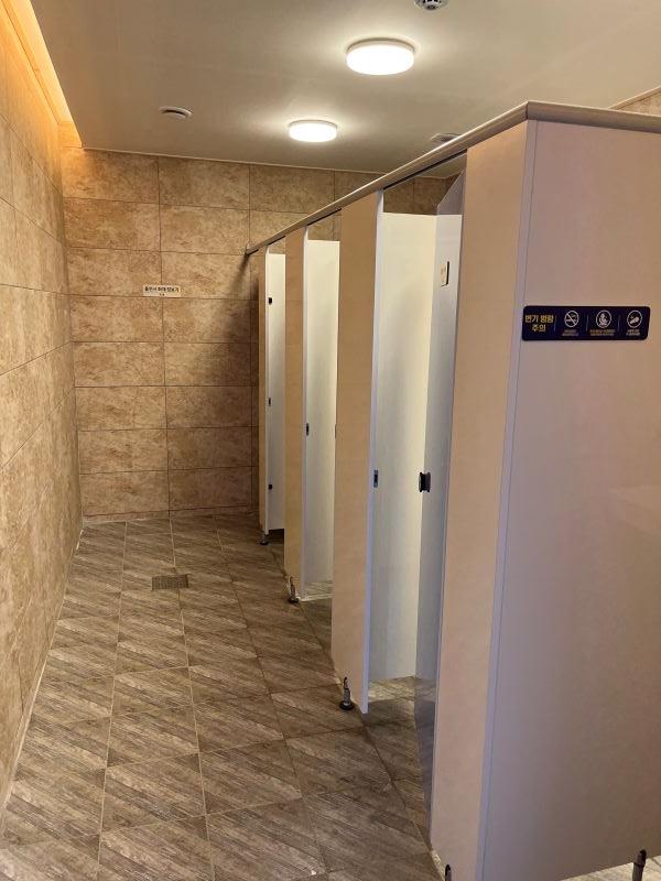 샤워실 화장실
