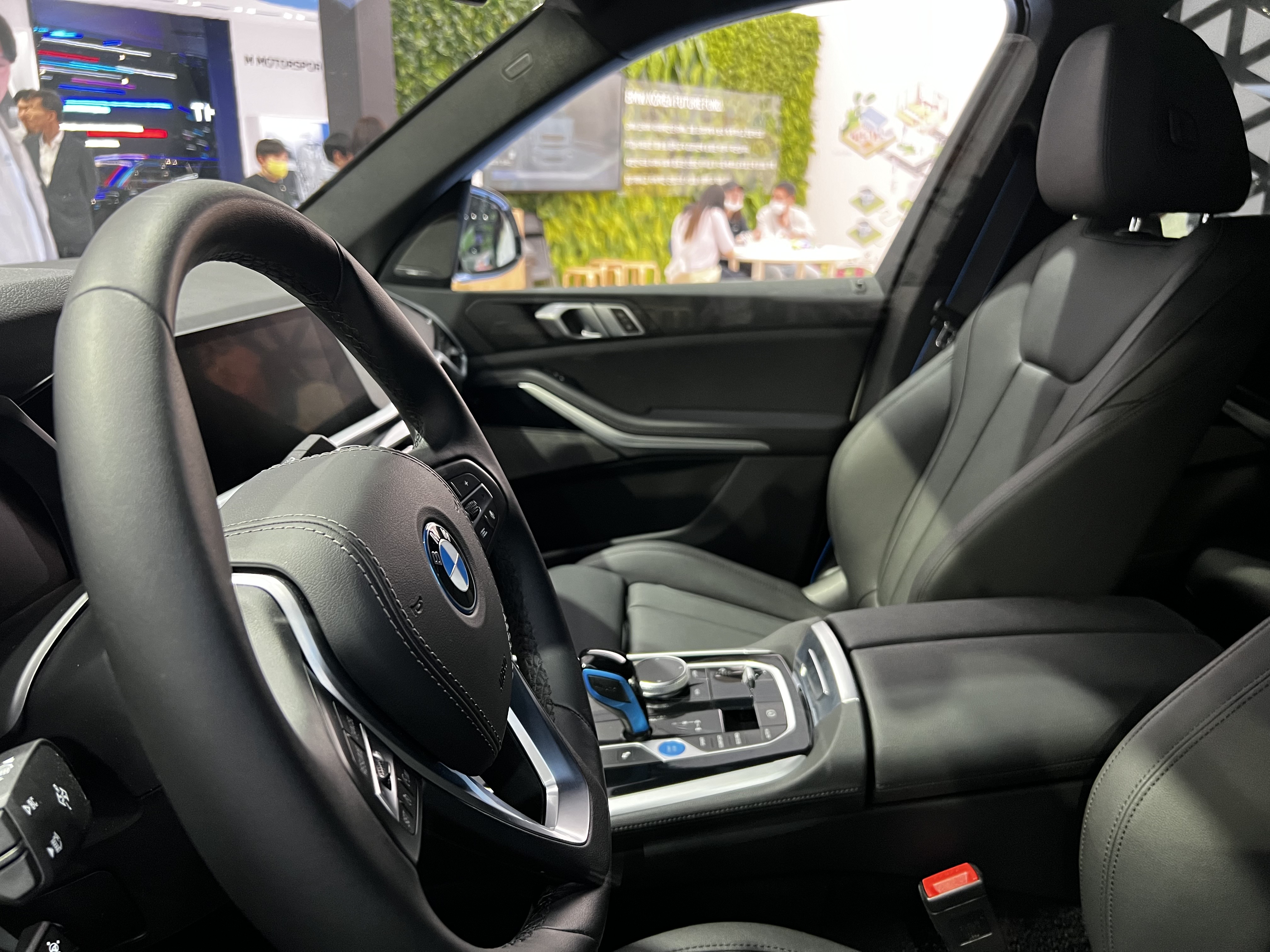 BMW iX5 하이드로젠 프로토타입