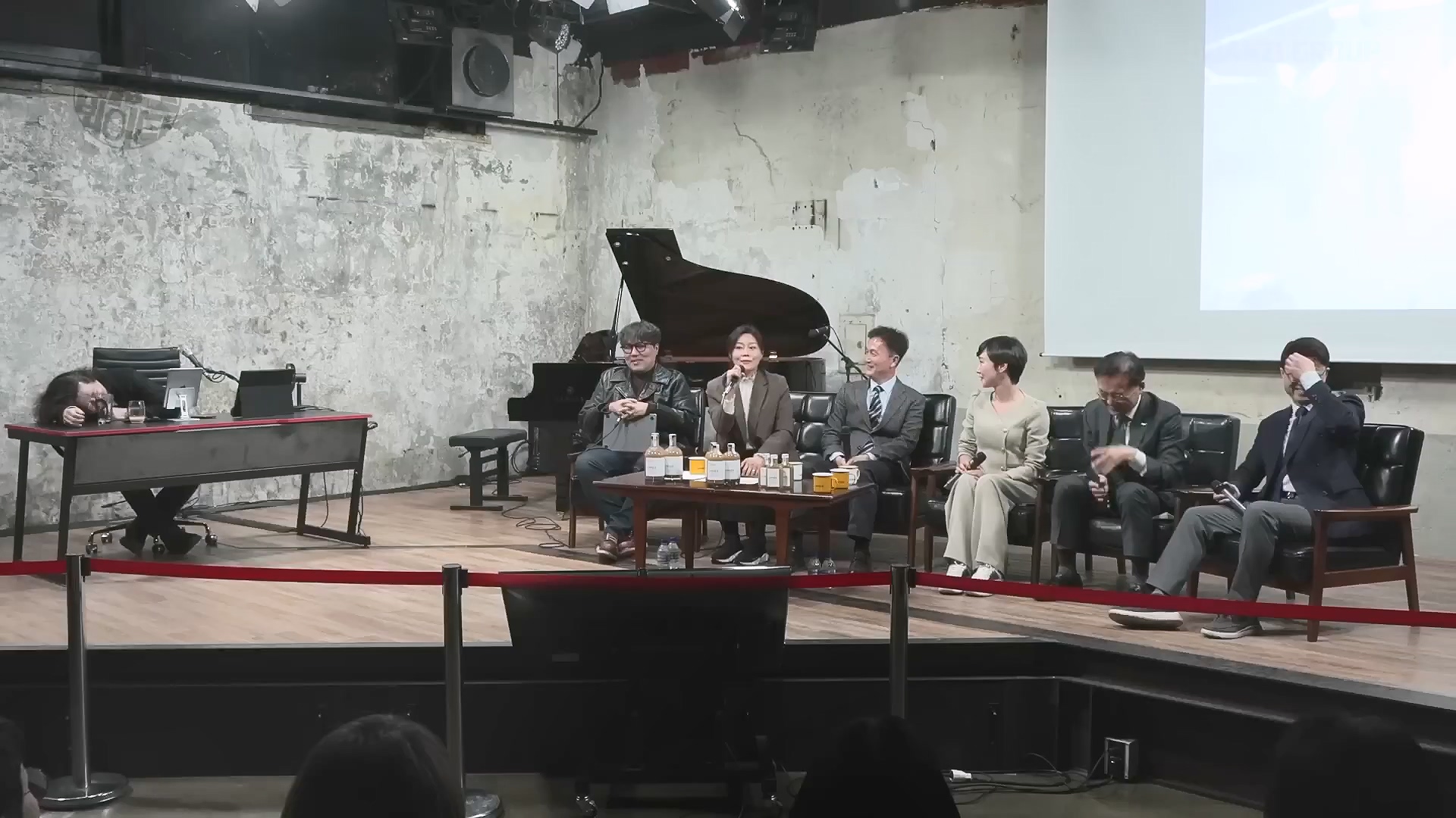 [김어준의 다스뵈이다] 337회 윤석열 체포 이렇게 하자, 박구용의 혁명 3단계, 2025 맛 좀 봐라 (1080p_30fps_H264-128kbit_AAC).mp4_20250111_164542.960.jpg