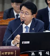 인물30