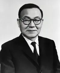 윤보선