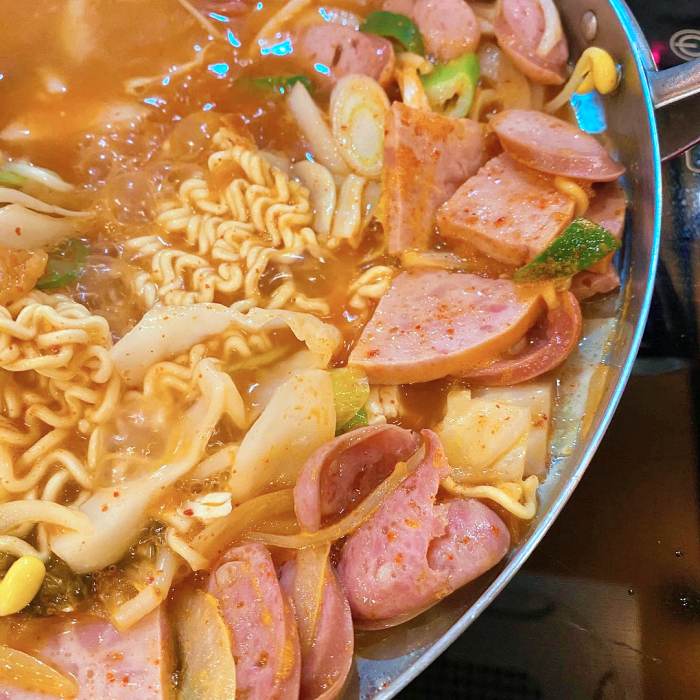 생방송투데이 안양 평촌 수제 부대찌개 맛집