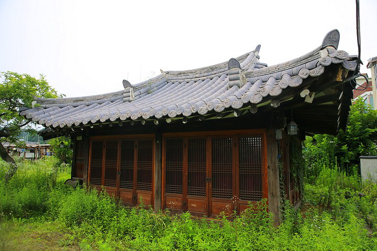 옥천 춘추민속관