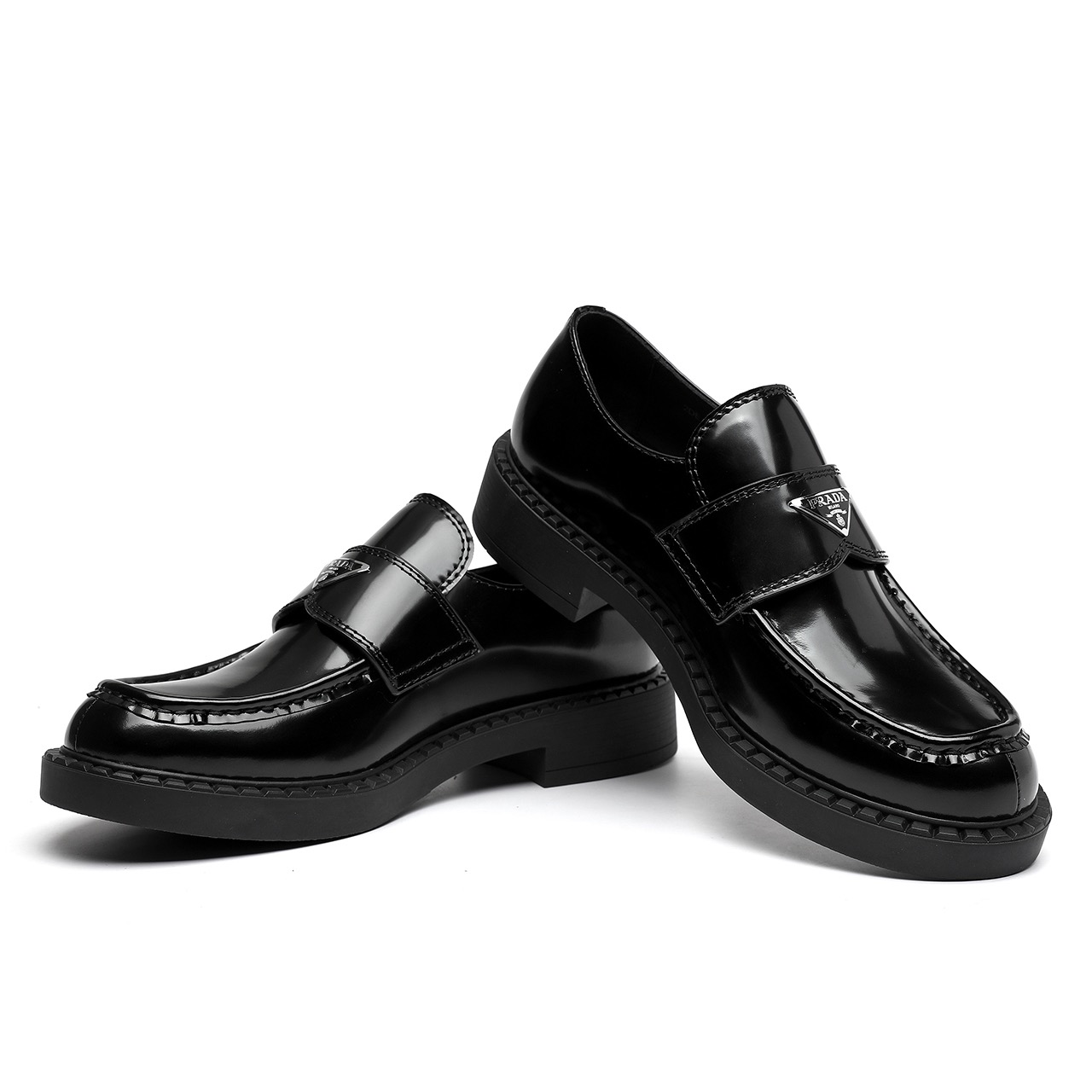  [PRADA] 프라다 브러시드 가죽 로퍼 2DE127 P39 F0002