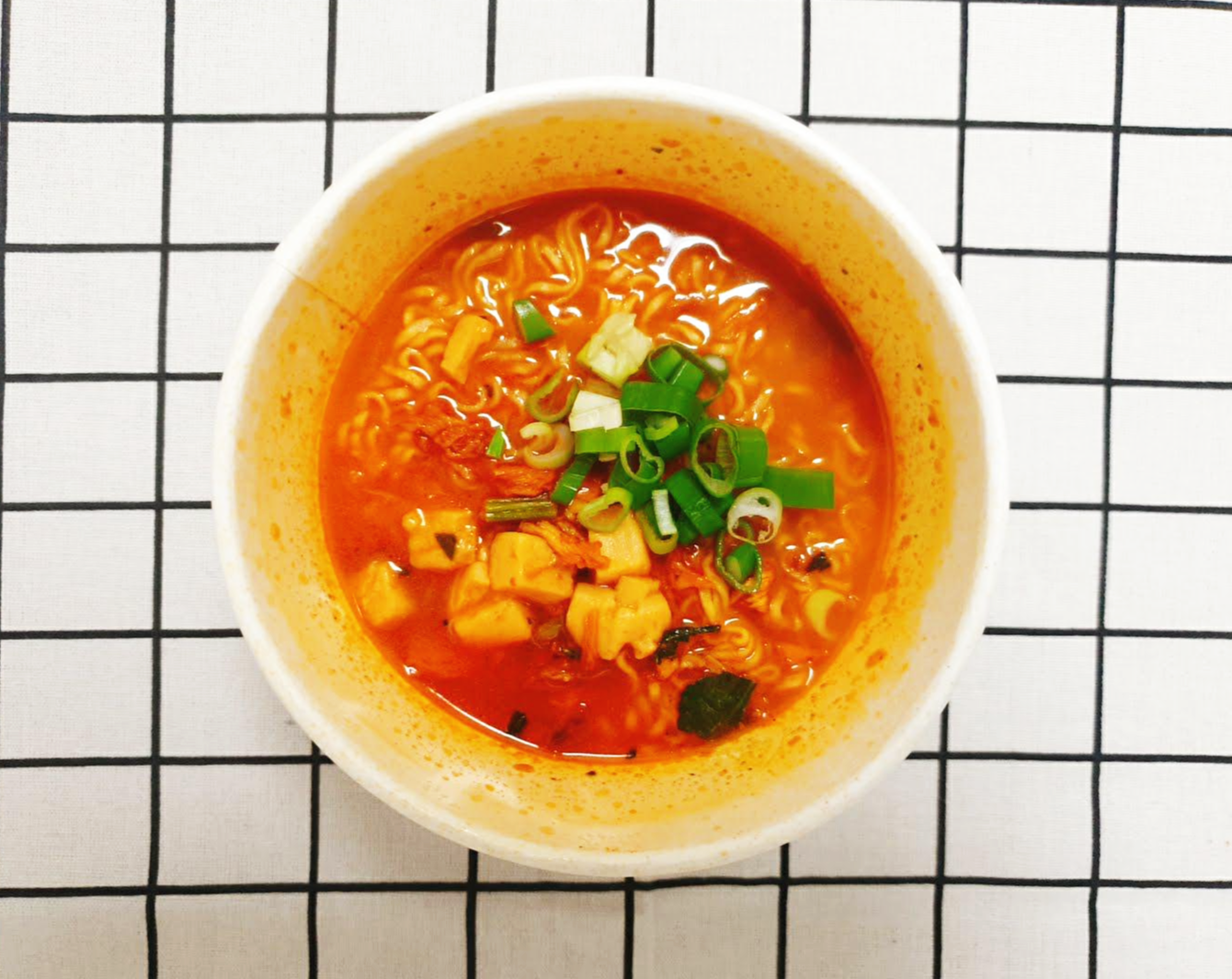  라면 신제품 농심 신라면 블랙 두부김치 전자레인지 조리로 계란찜 맛있게 만들기