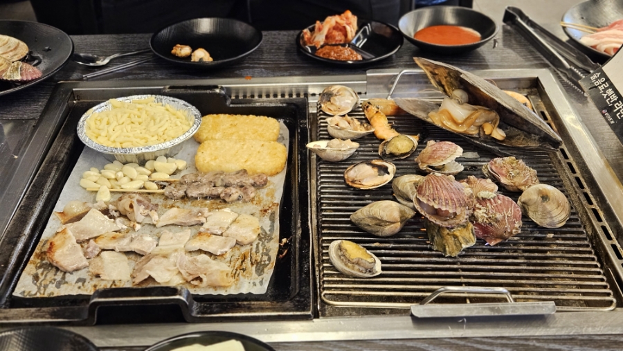  영덕동 맛집 무한조개 흥덕점/ 무한조개구이뿐만 아니라 홍게까지?
