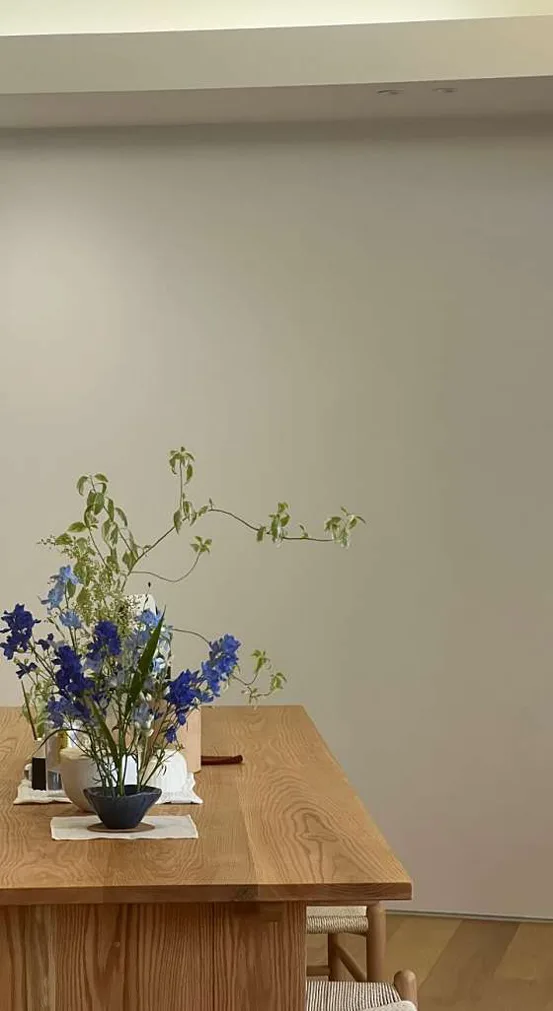 슬로우벗베럴요가스튜디오