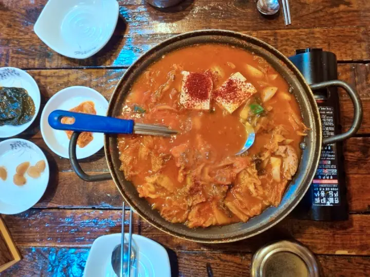 전설의맛집 갈비김치찌개 묵은지 닭볶음탕 맛집 일산 주엽역 맛집 추천