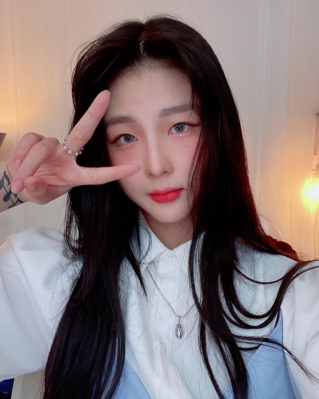  ARTGRAVIA 아트그라비아 모델 장주 인스타그램 셀카 사진들 모음