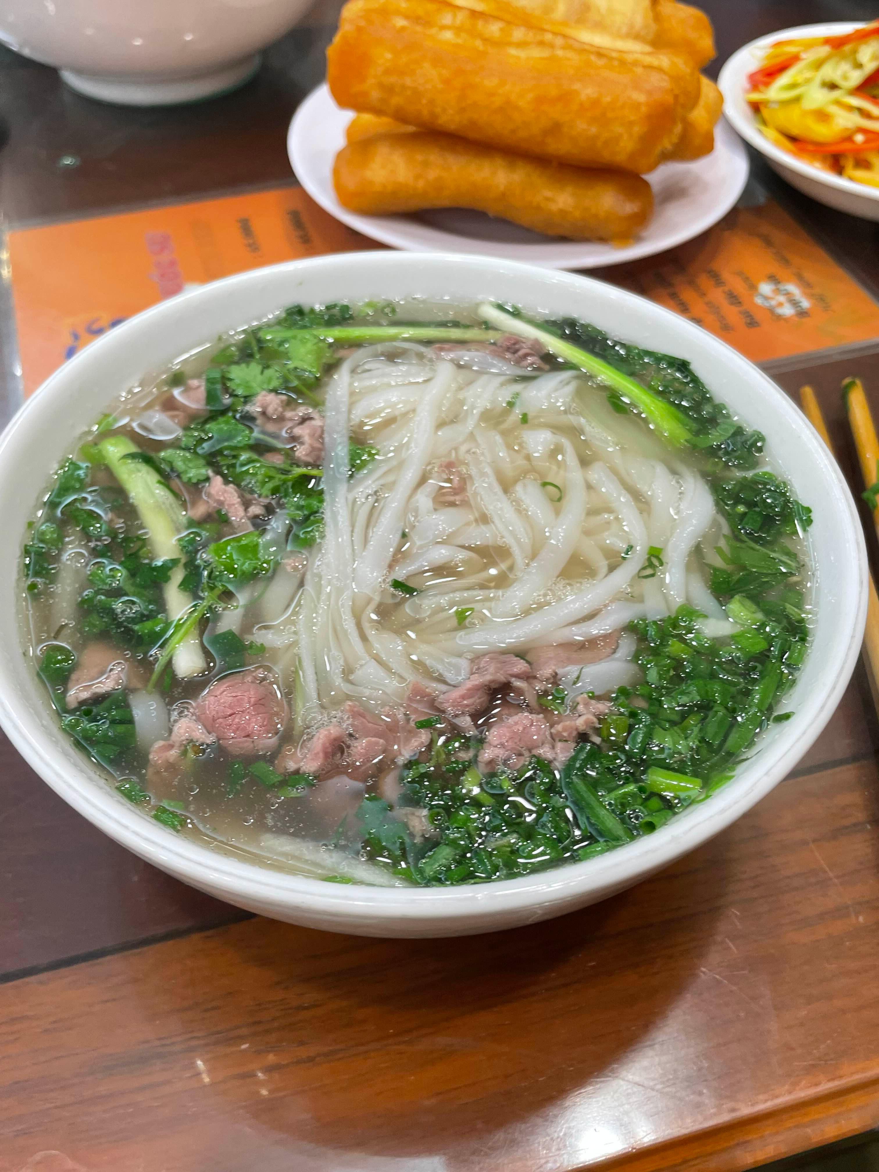 vietnam-hanoi-travel-trip-pho10-베트남-동남아-해외여행-여행-하노이-포텐-포10-쌀국수-맛집-쌀국수맛집-문재인-대통령-맛집-매운쌀국수-매운맛-웨이팅