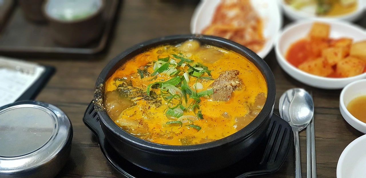퓨린 함량이 높은 통풍 유발 음식 해장국