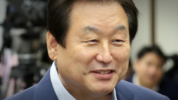  그 짝에 마음 주고 난 고고한다?