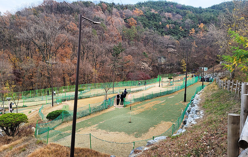 강당골파크골프장 (남구강당골파크골프장) 대구광역시 남구 봉덕동 산128-1 (앞산공원 내)