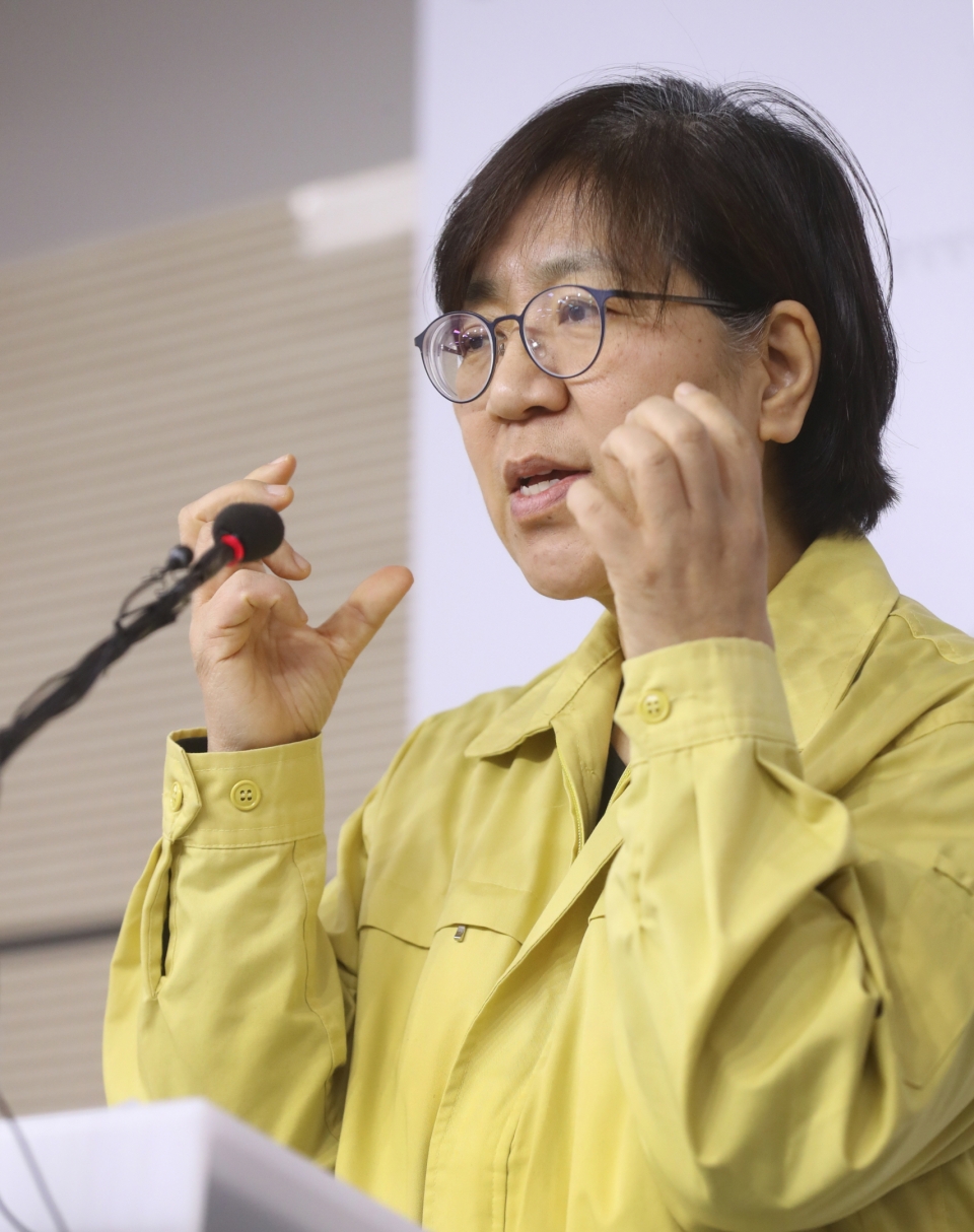  국내 28번째 코로나 환자, 3번째 확진자 지인,  2주 이상의 잠복기, 신종 코로나바이러스 발생현황