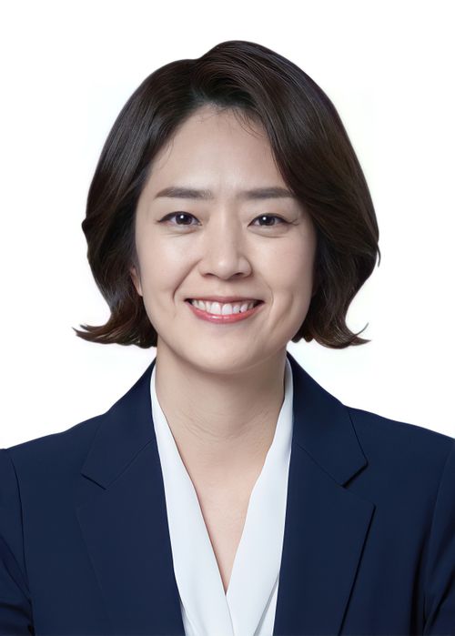  고민정 프로필 (아나운서 출신 정치인)