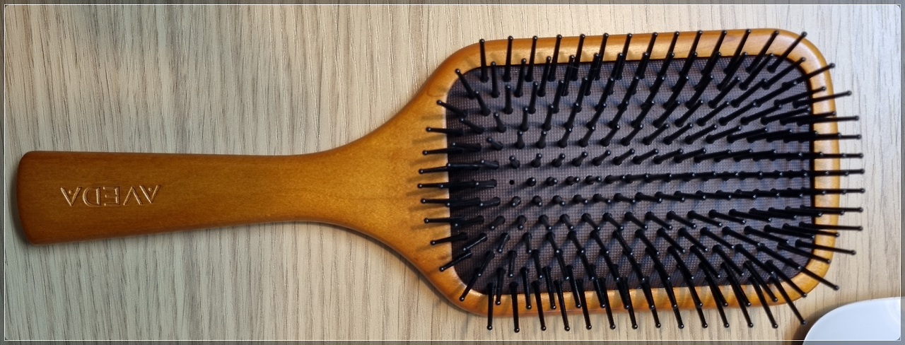 아베다 마사지 빗