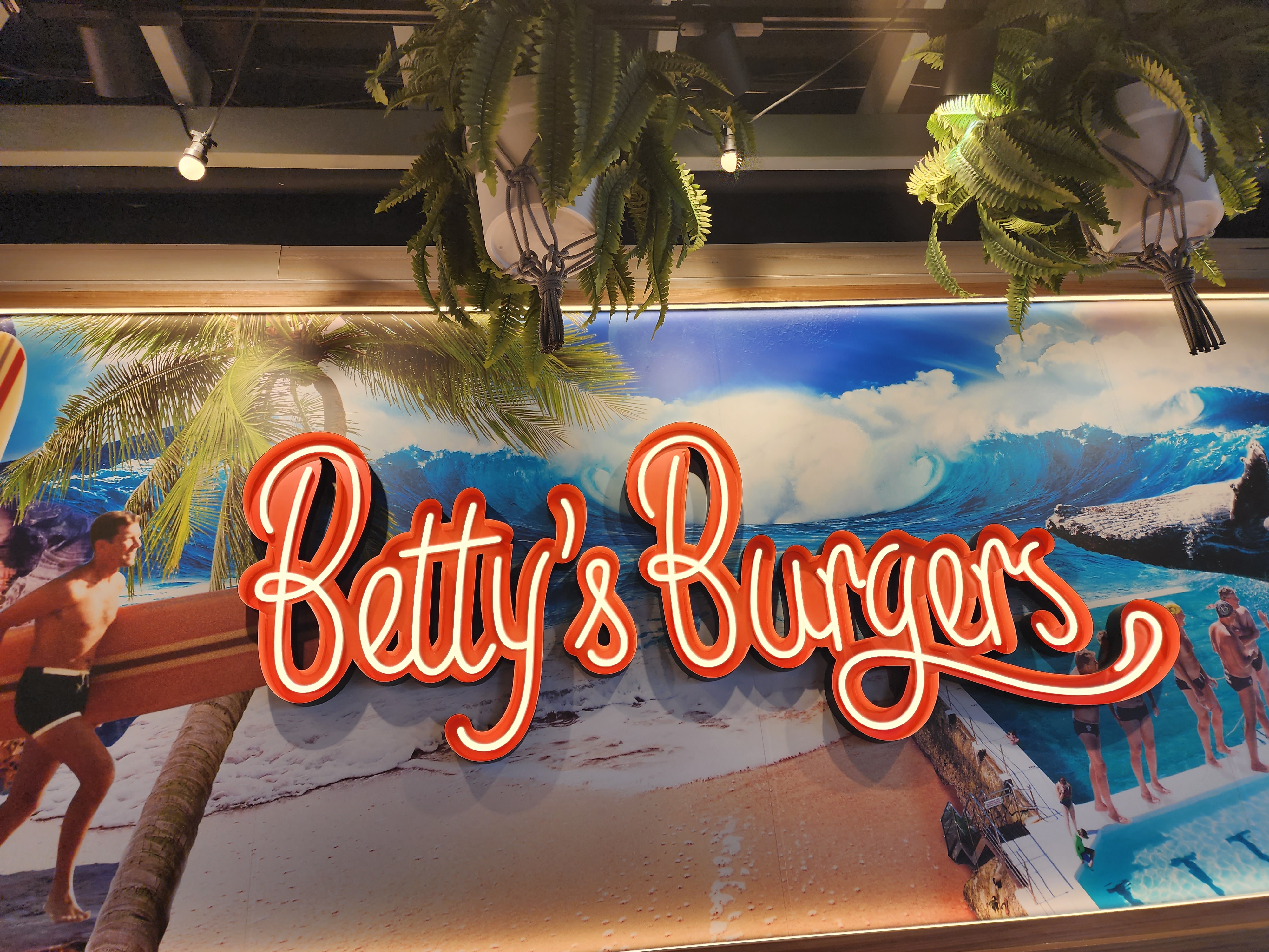 베티스 버거 Betty&#39;s Burgers