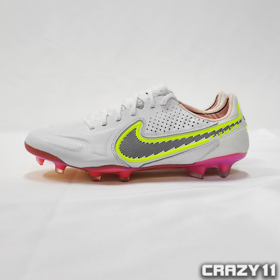 나이키 티엠포 나이키 티엠포레전드 12