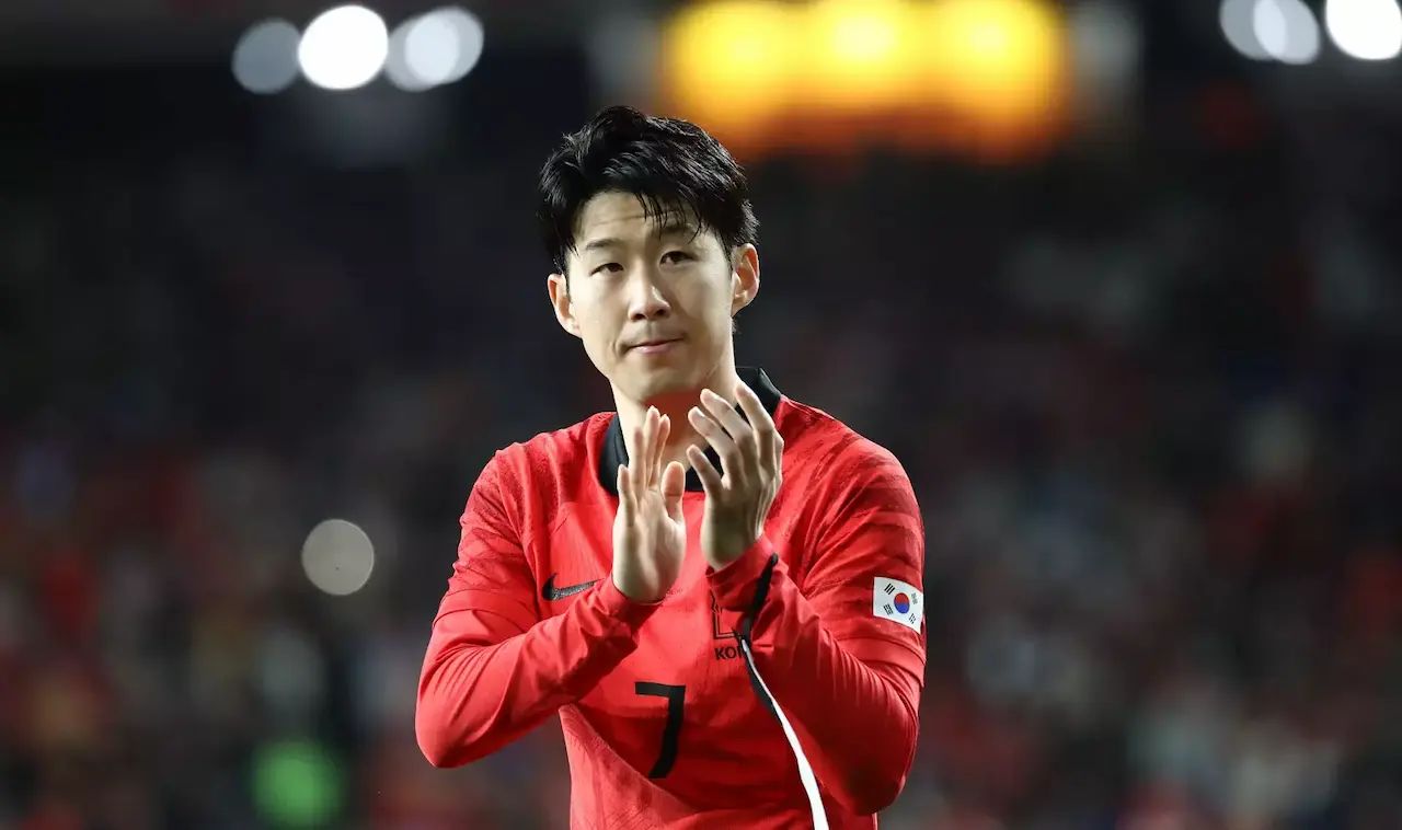 2026 북중미 월드컵 예선 한국 싱가포르 경기를 뛰게 될 손흥민 선수