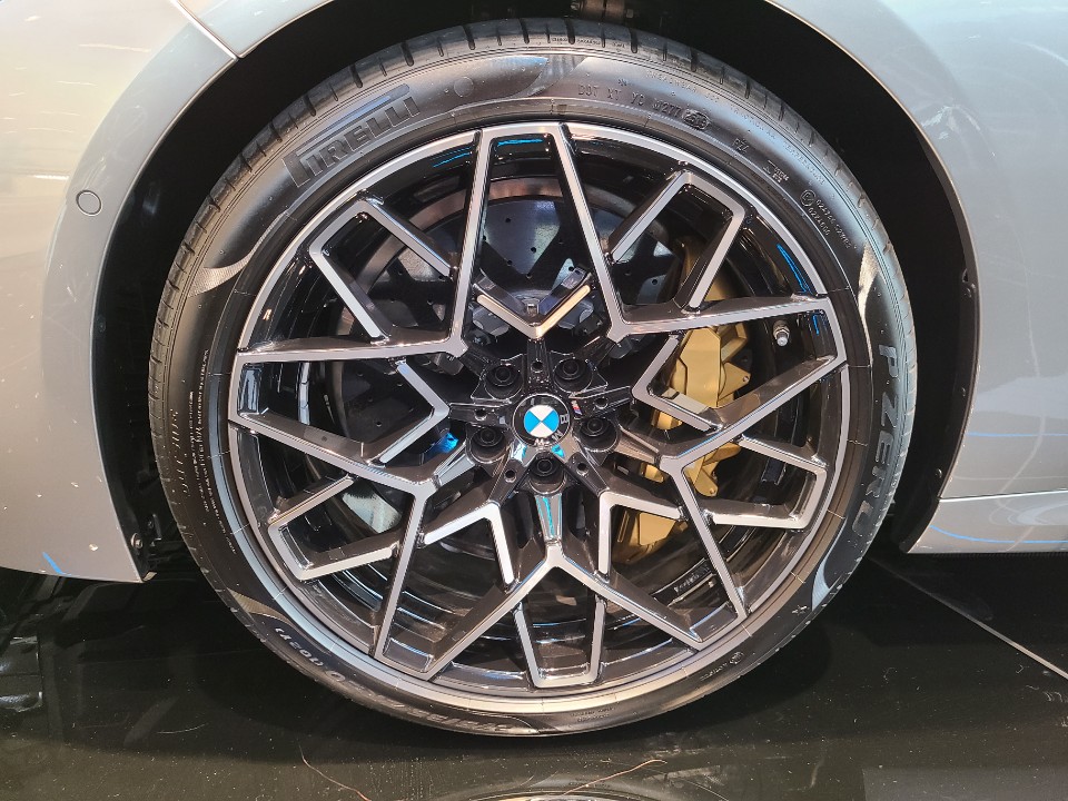 BMW M8 쿠페 컴페티션