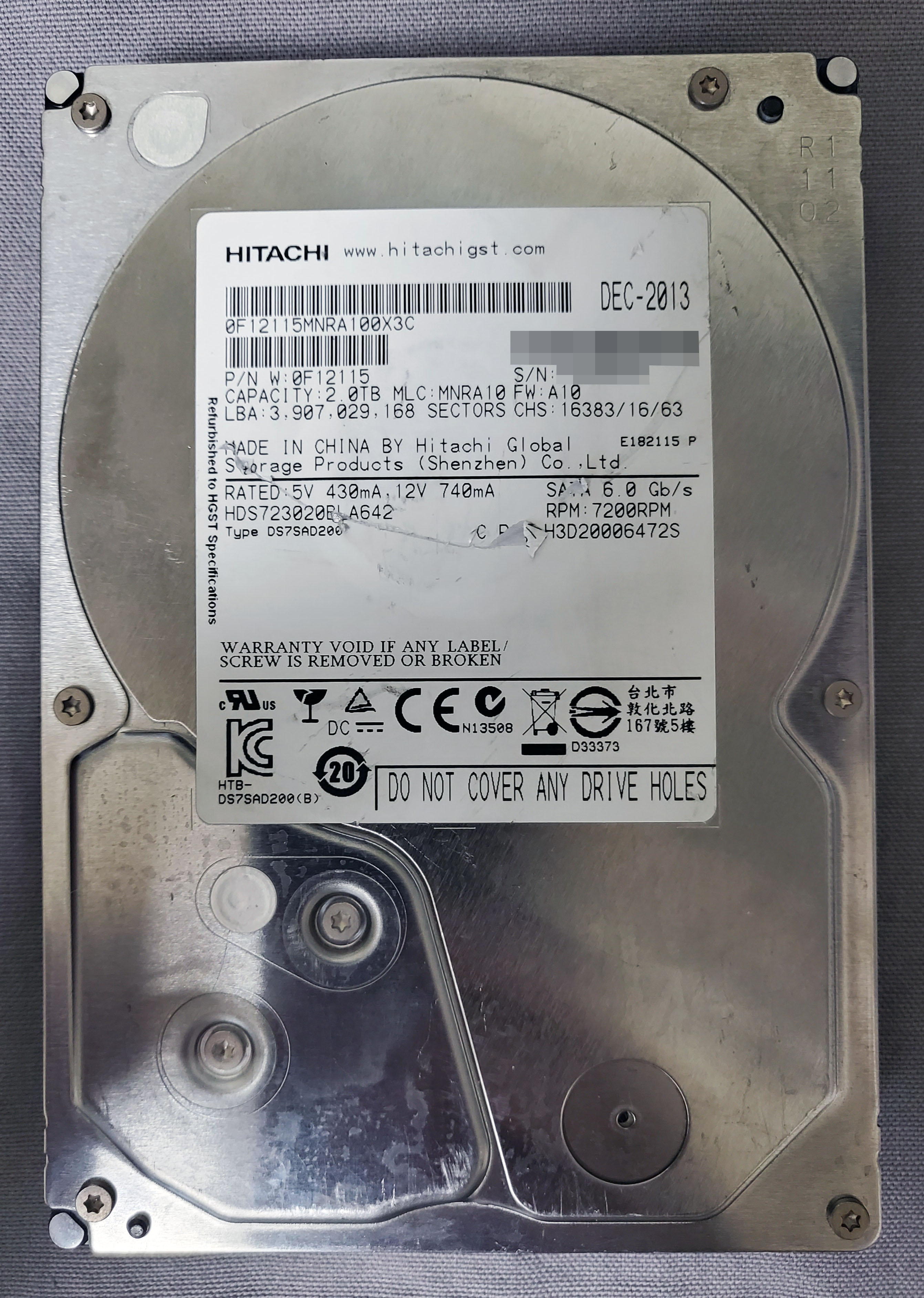 Hitachi Deskstar 7K3000 2TB (HDS723020BLA642)