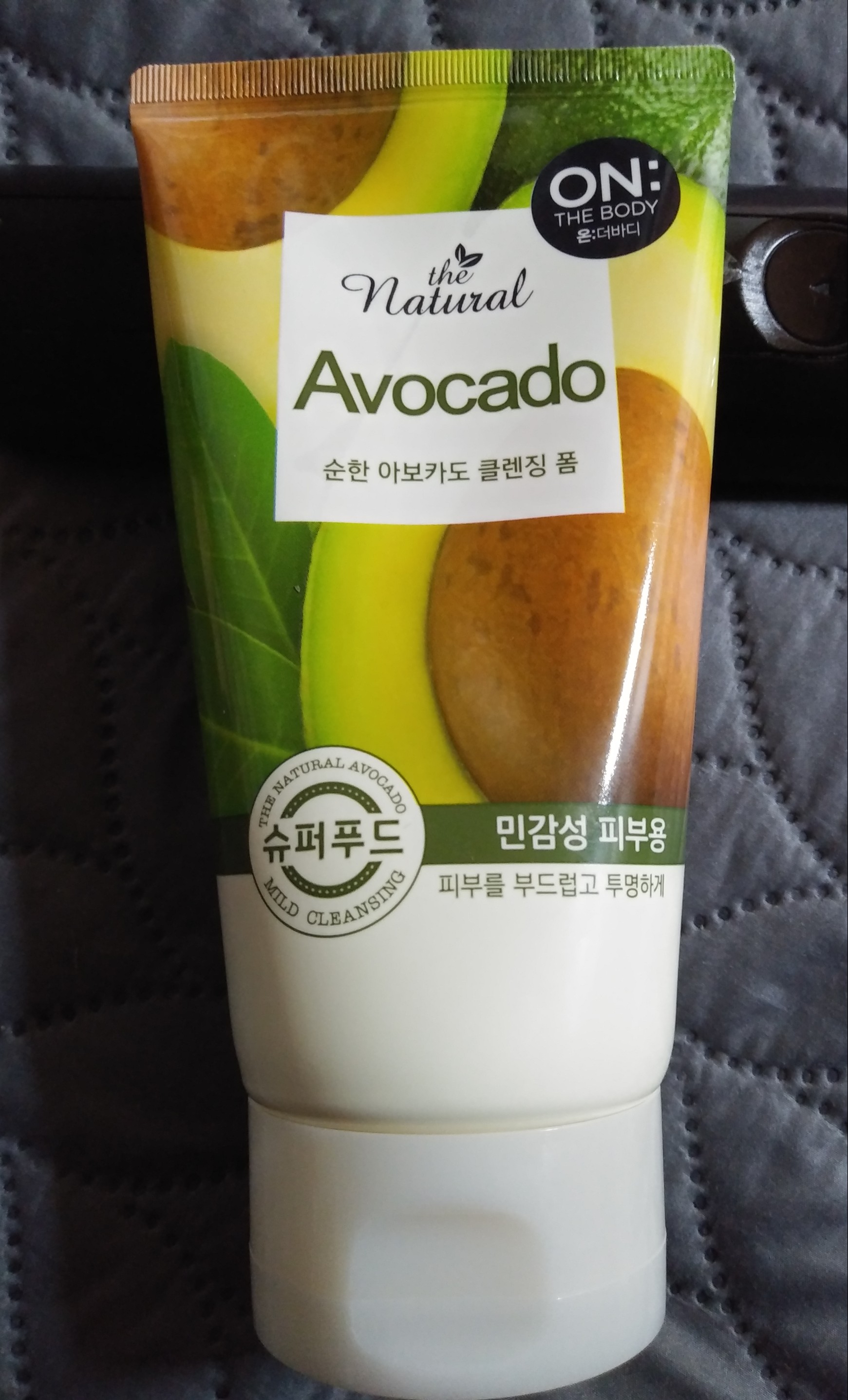  온더바디 순한 아보카도 클렌징 폼 (민감성 피부)